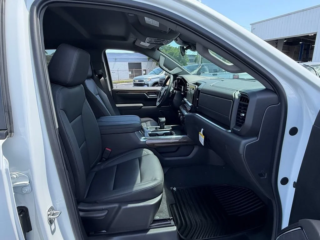 New 2026 Summit White Chevrolet LT image 14