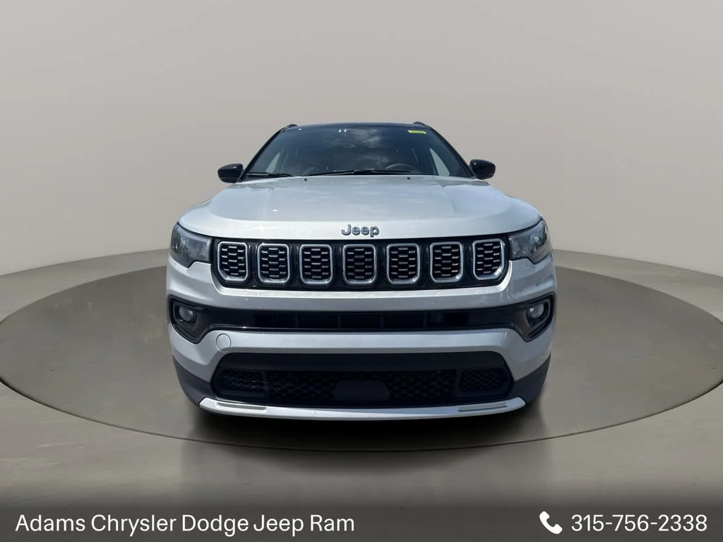 Used 2025 Silver Jeep Limited image 2