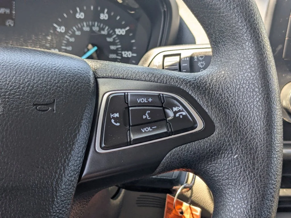 Used 2021  Ford S image 21