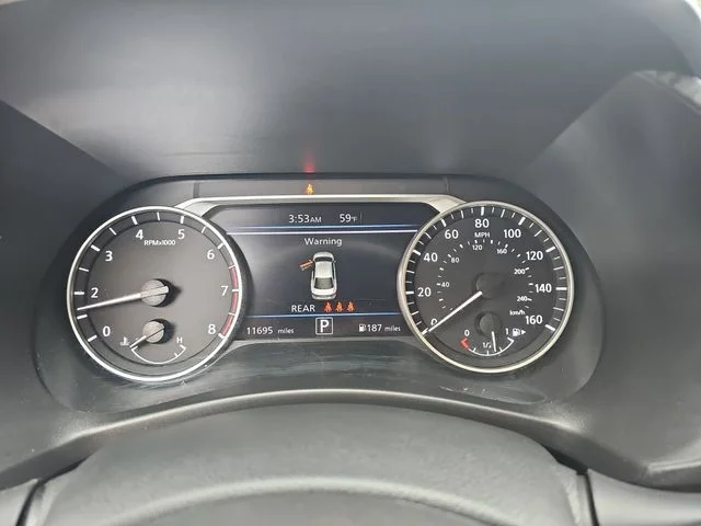Used 2024 Gray Nissan SV image 19