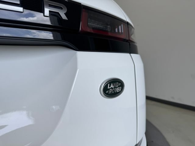 Used 2023 Fuji White Land Rover Dynamic image 47