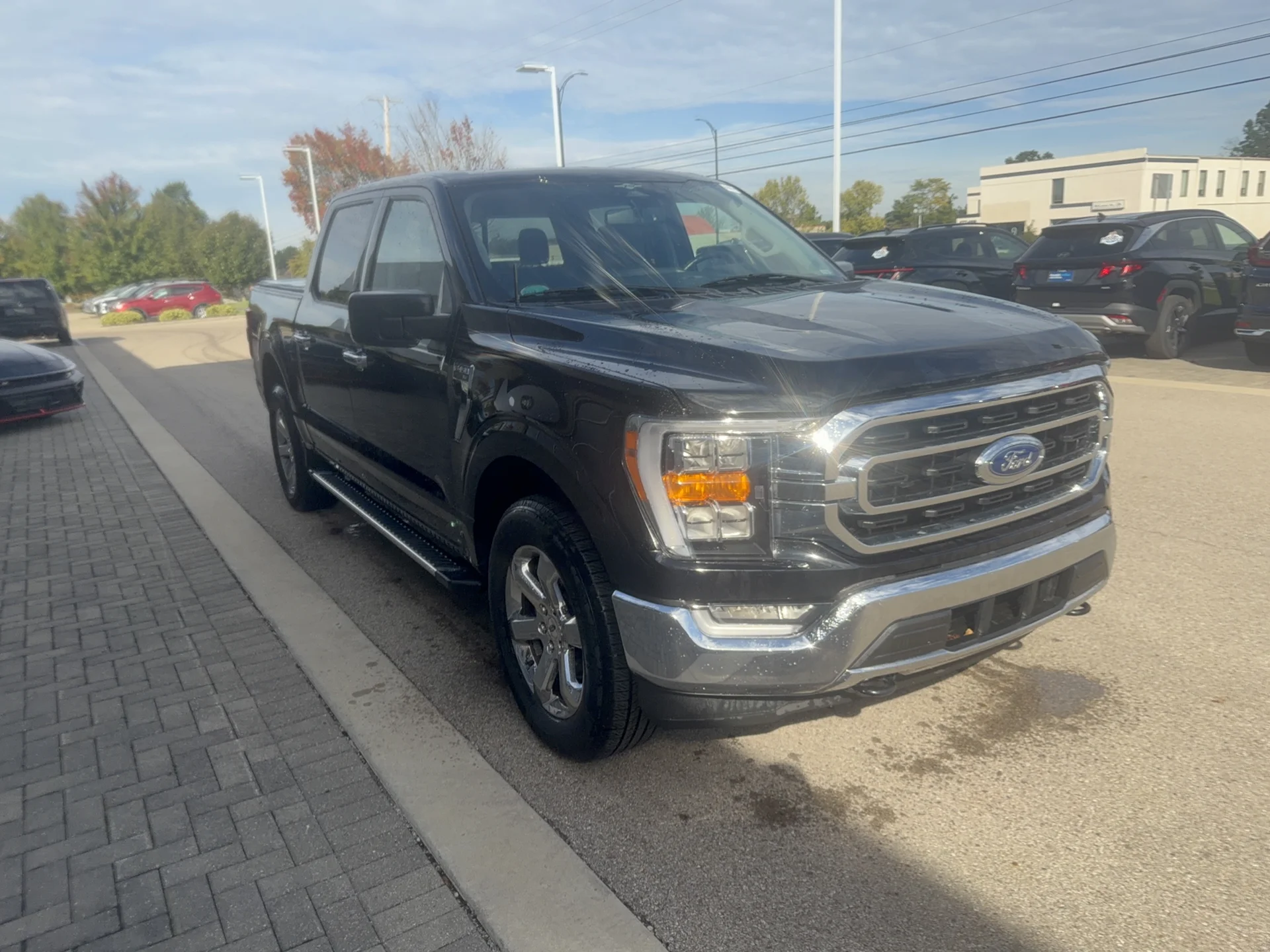 Used 2023 Agate Black Ford XLT image 1