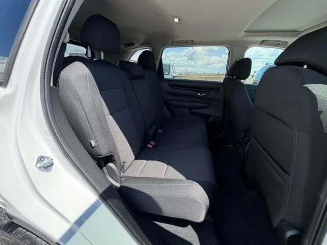 Used 2024  Honda EX image 15