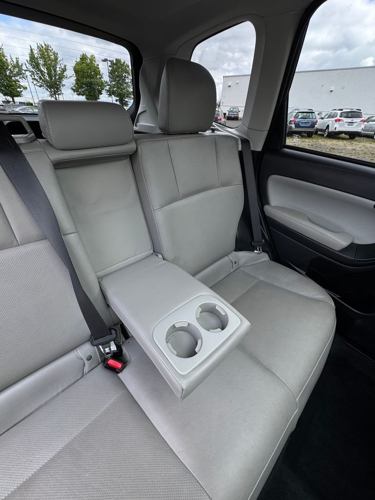 Used 2014 Dark Gray Metallic Subaru 2.5i Limited image 26