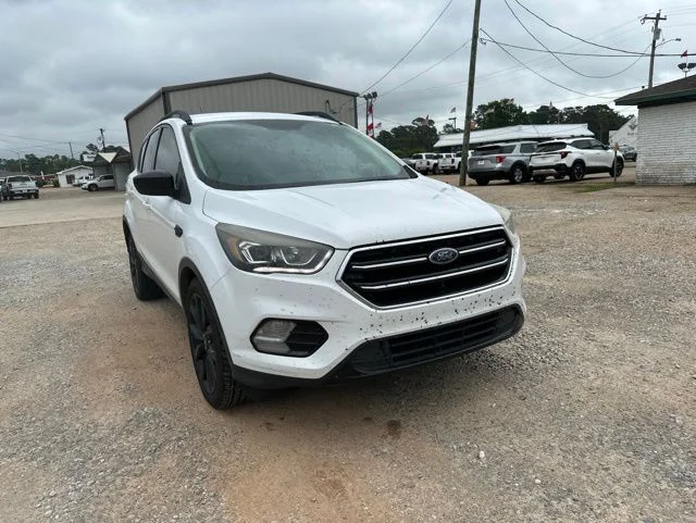 Used 2019 Ford Escape SE with VIN 1FMCU0GD3KUA07039 for sale in Alexandria, LA