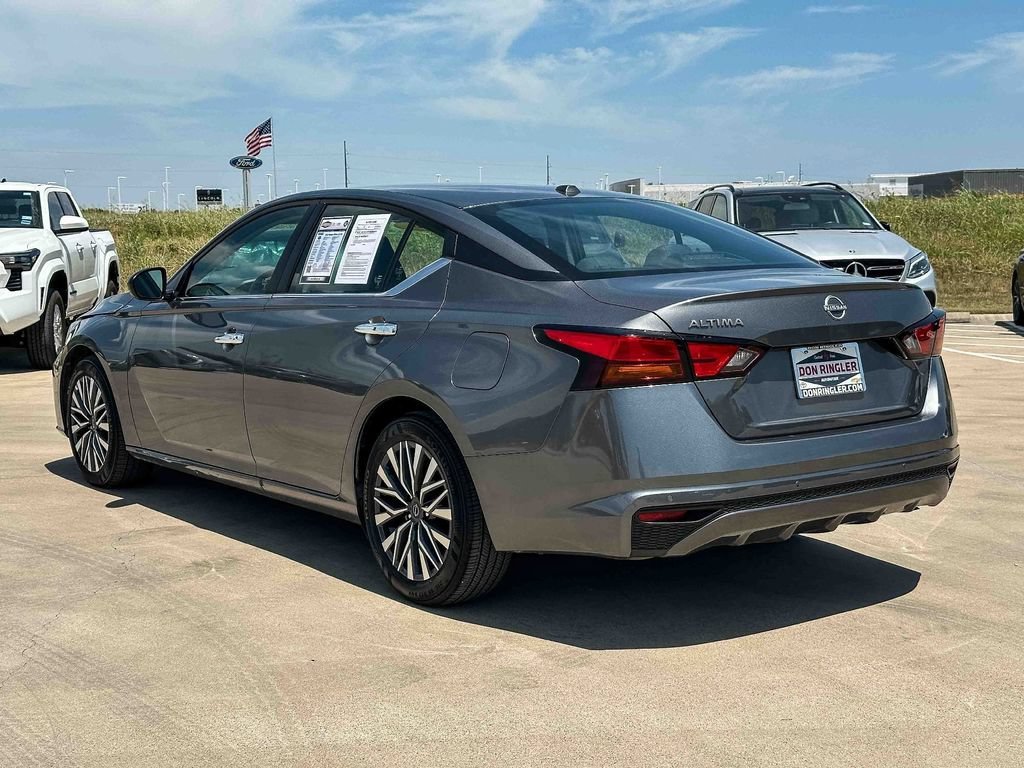 2025 Nissan Altima SV - Photo 5