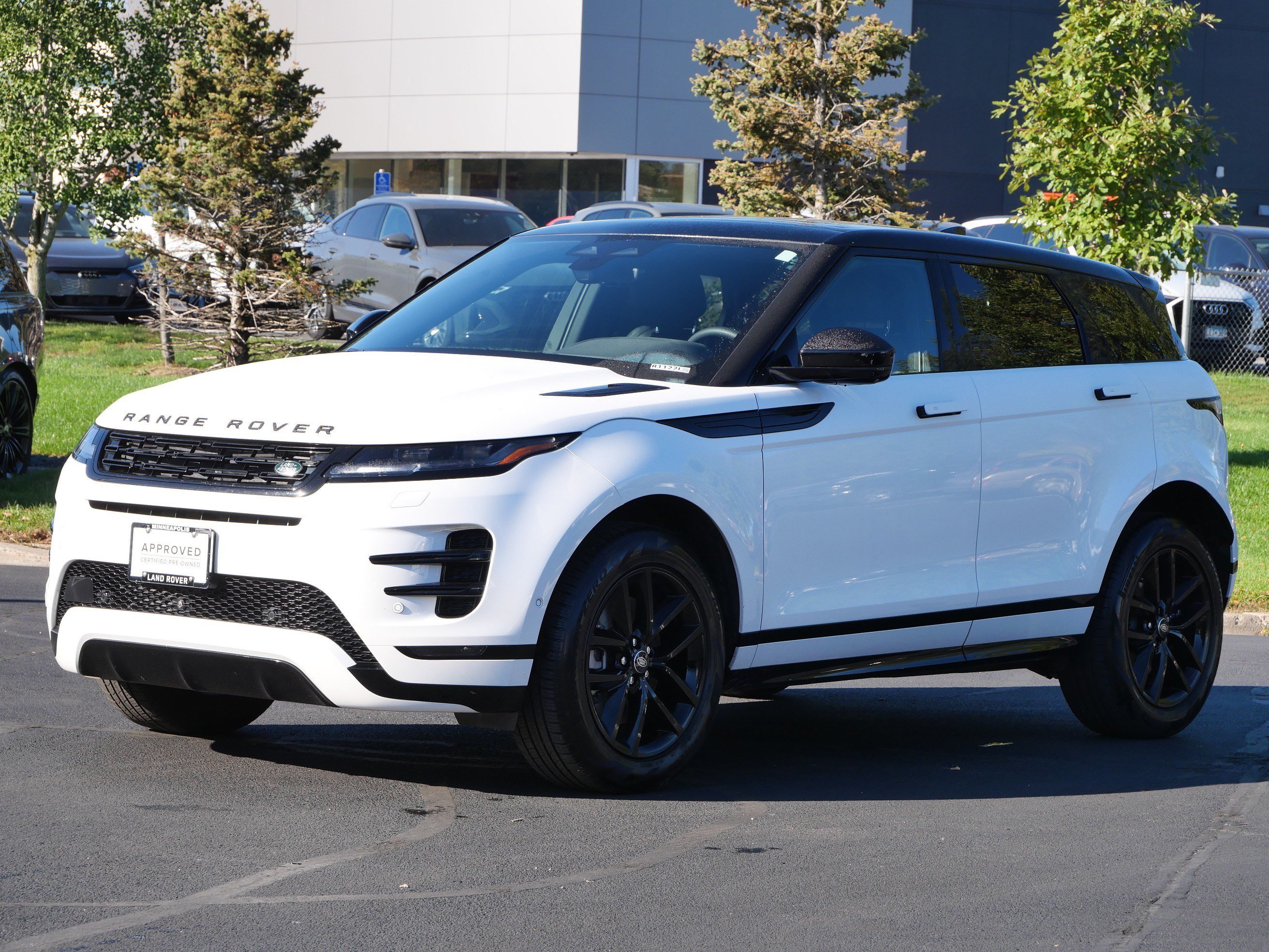 2025 Land Rover Range Rover Evoque