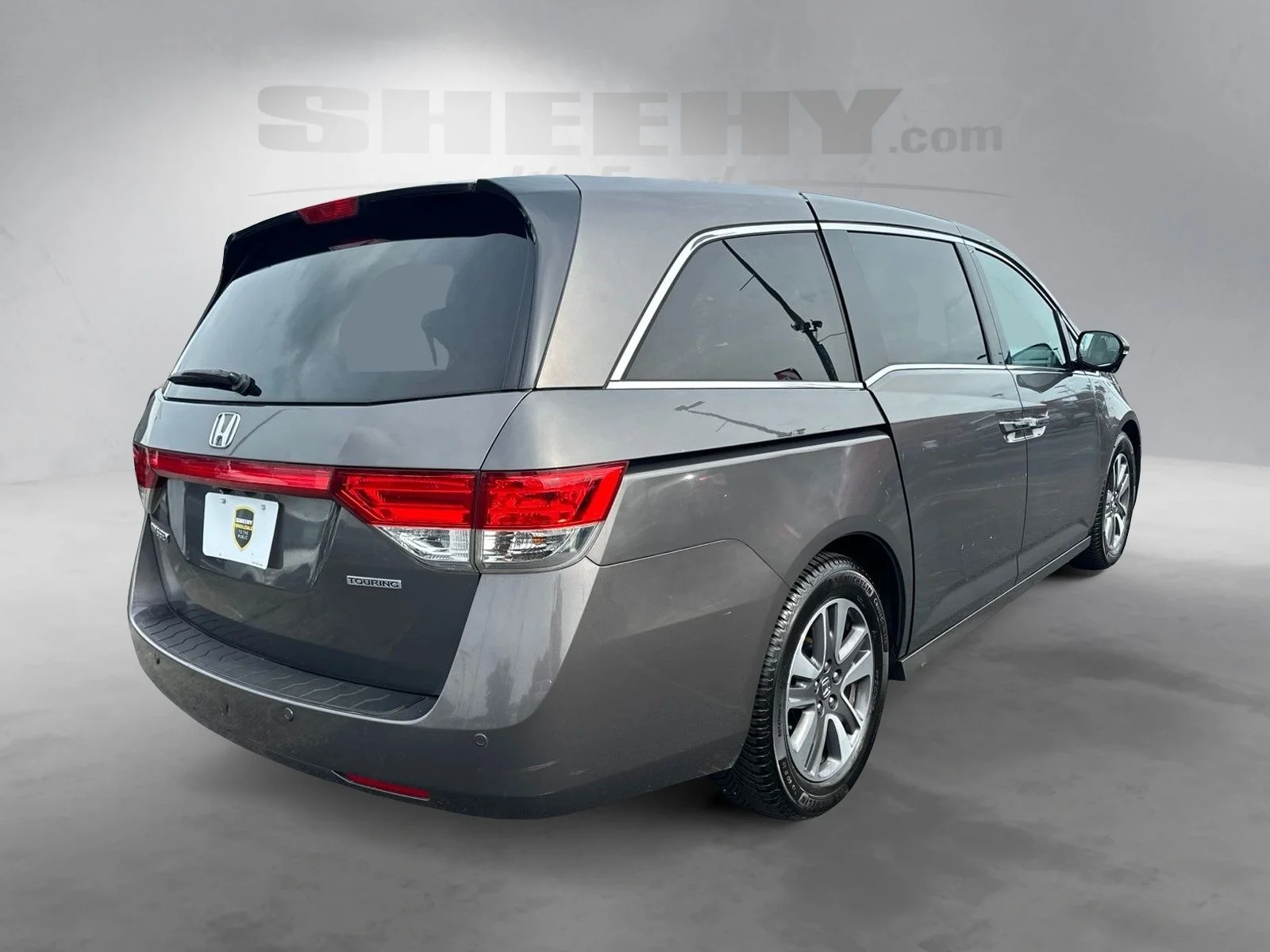 Used 2014 Modern Steel Metallic Honda Touring Elite image 12
