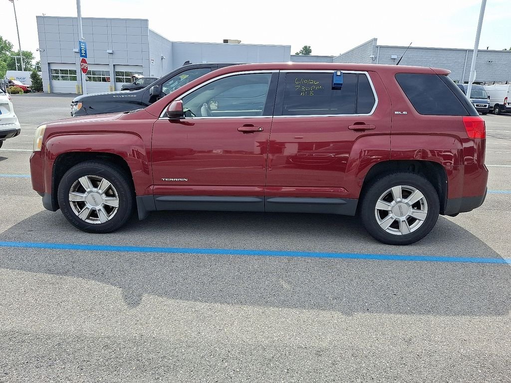Used 2011 Red GMC SLE-1 image 4