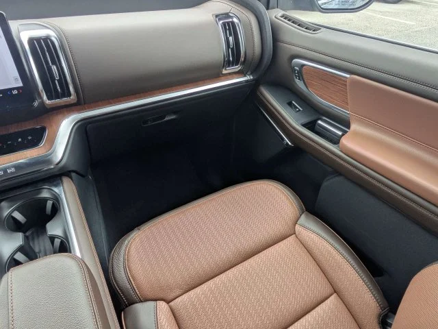 New 2027 Glacier Gray Metallic Tri-Coat Ford MAX King Ranch® image 19