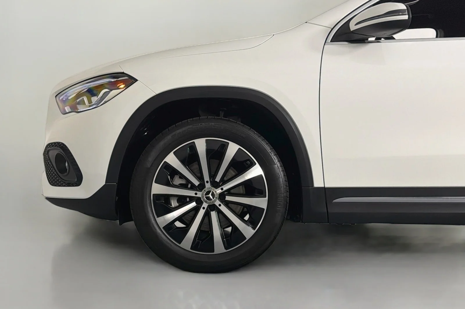 Used 2023 Polar White Mercedes-Benz 250 image 10