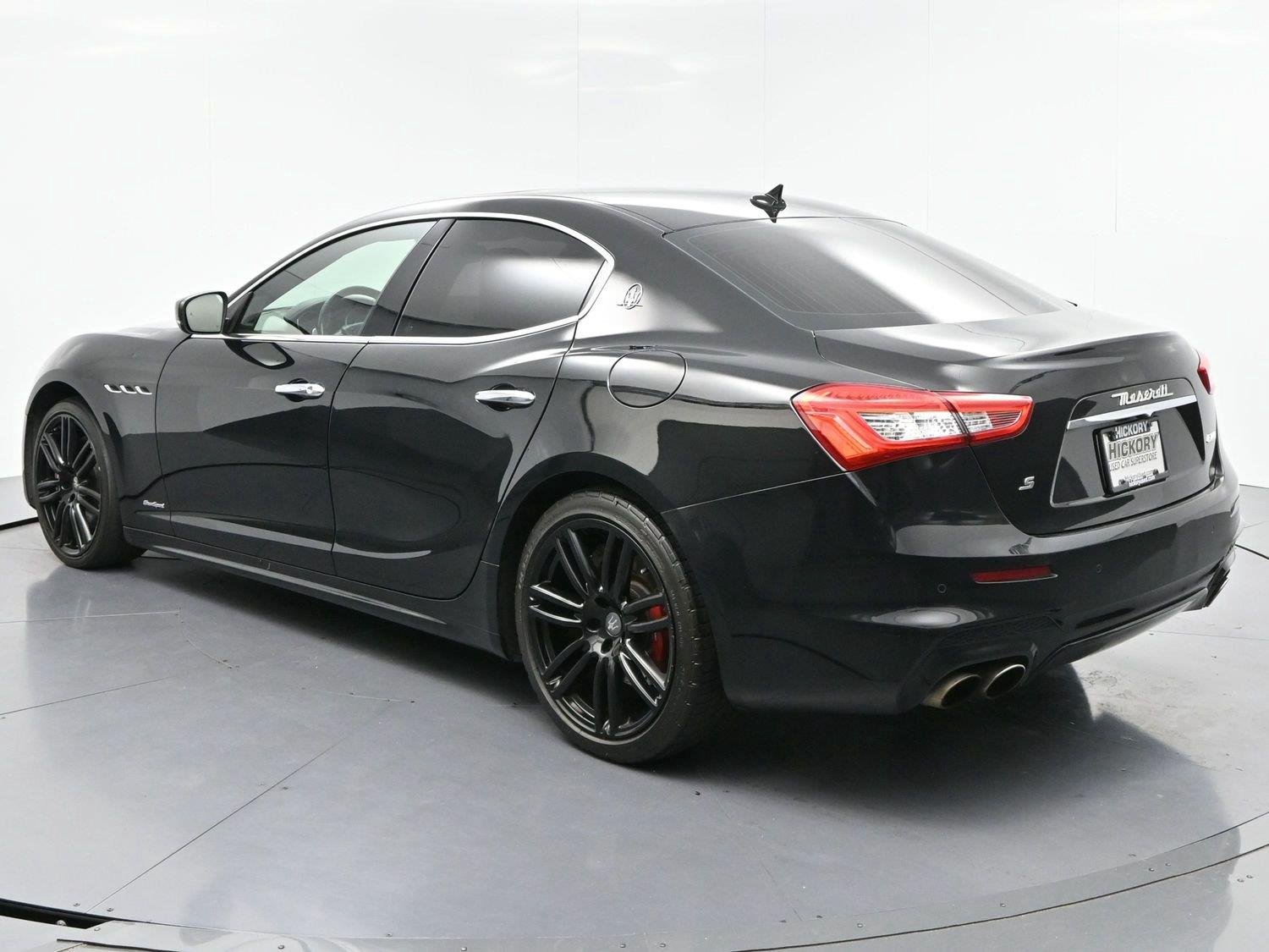 Used 2018 Nero Maserati S GranSport image 5
