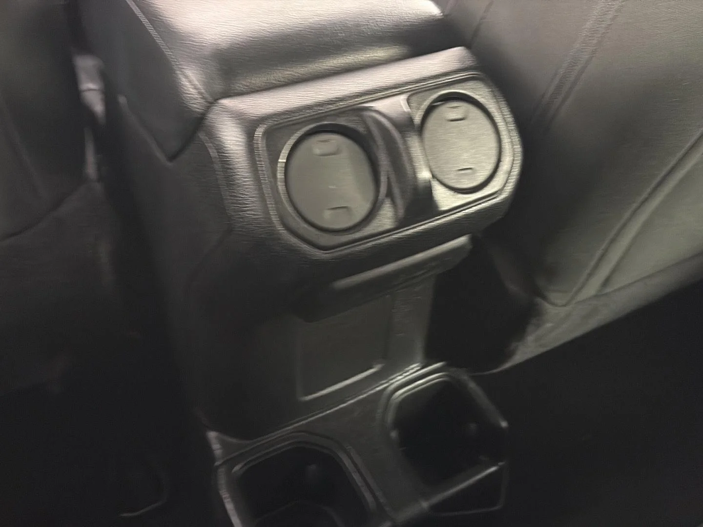 Used 2020 Black Clearcoat Jeep Sport S image 20
