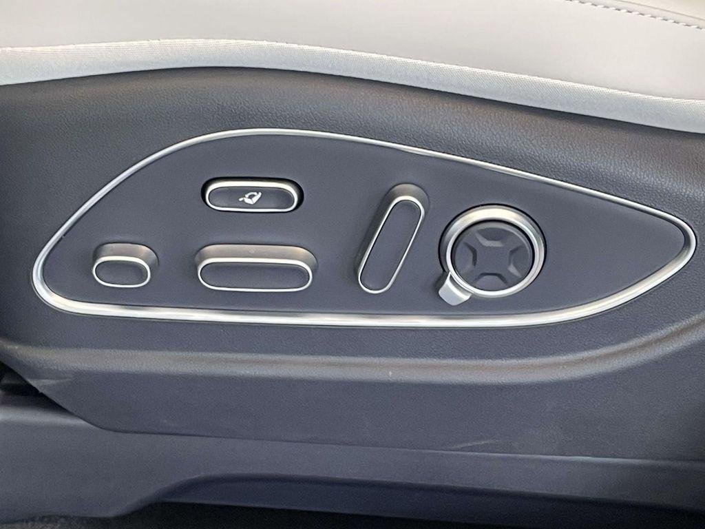 New 2027 Green Hyundai Calligraphy AWD image 19