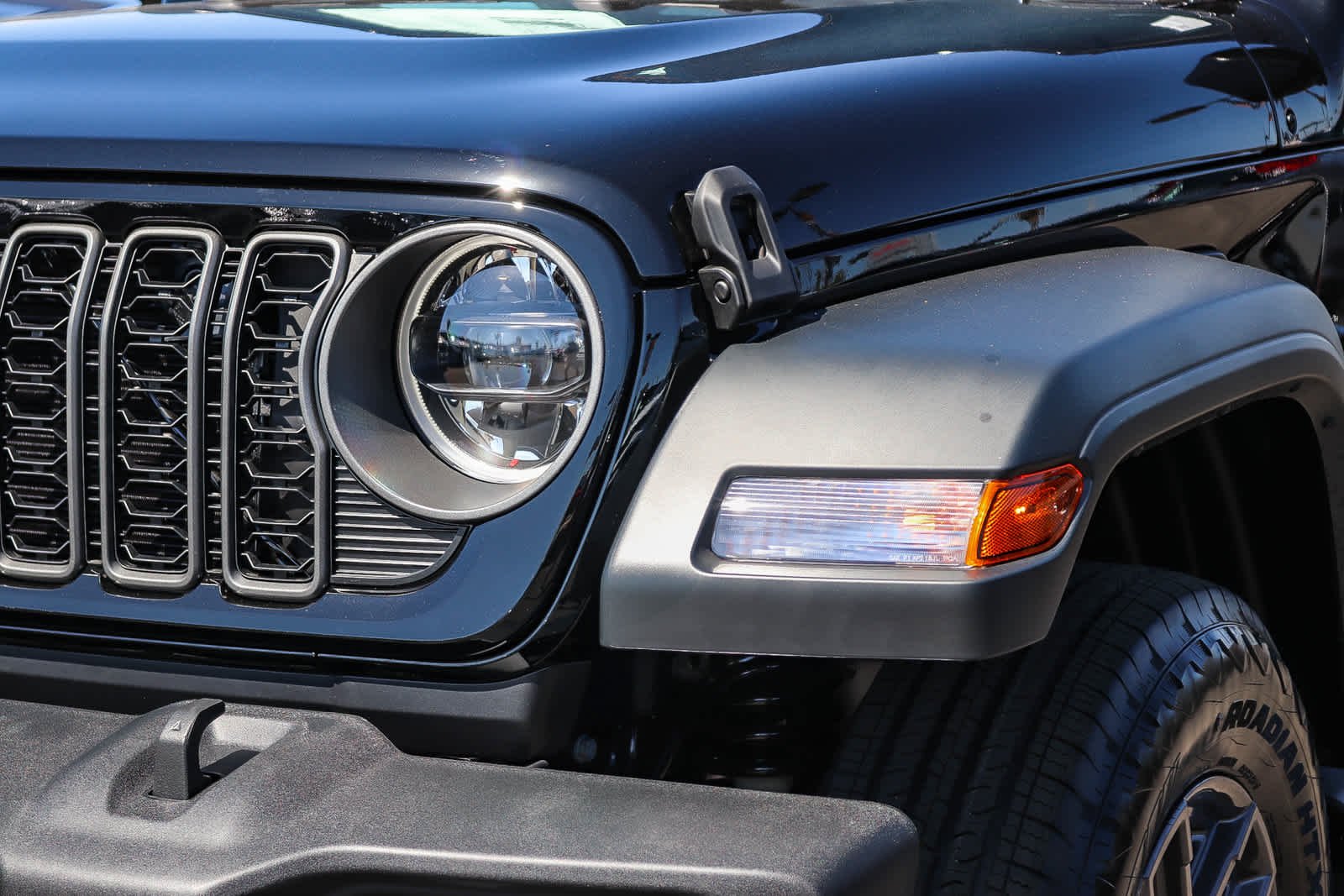 New 2027 Black Clear-Coat Paint Jeep Sport S image 8