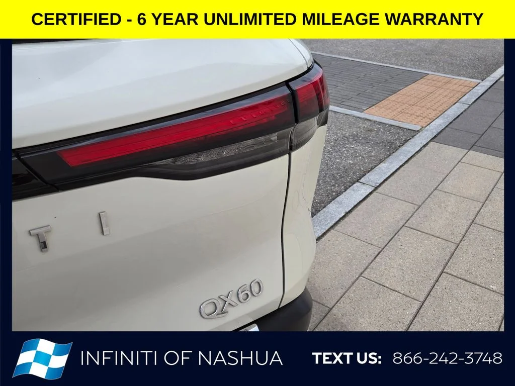 Certified Used 2023 White INFINITI LUXE image 14