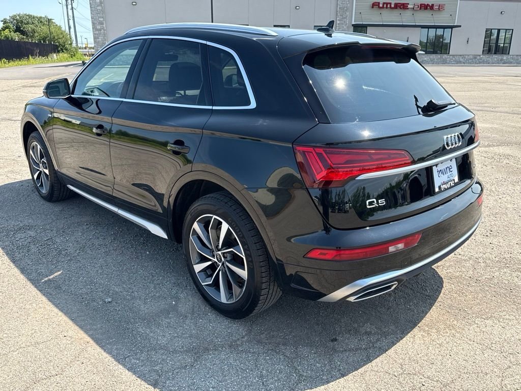 Used 2022 Black Audi 45 S line Premium image 3