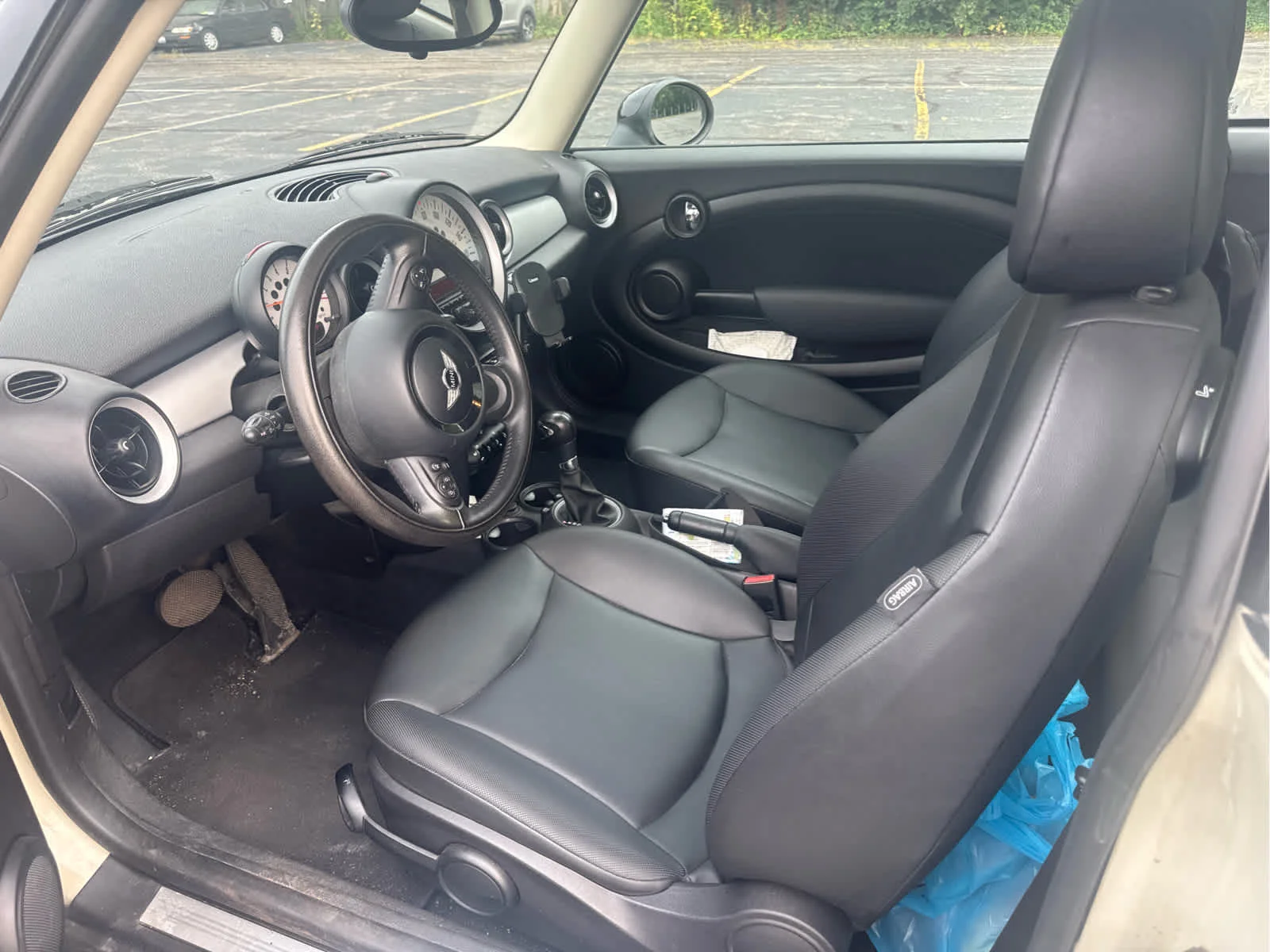 Used 2013 Pepper White MINI  image 9