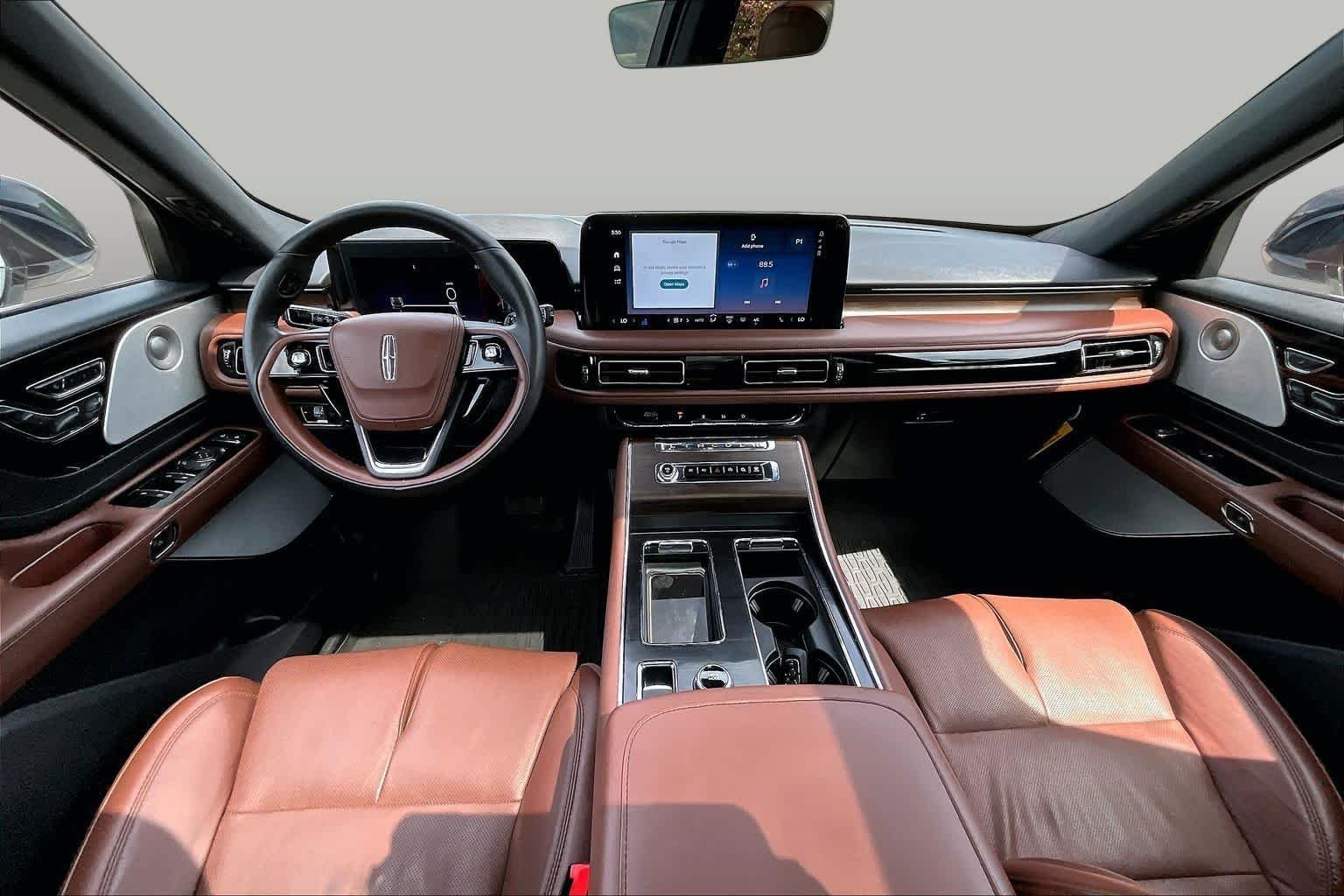 Used 2025 Ceramic Pearl Metallic Tri-Coat Lincoln Reserve image 26