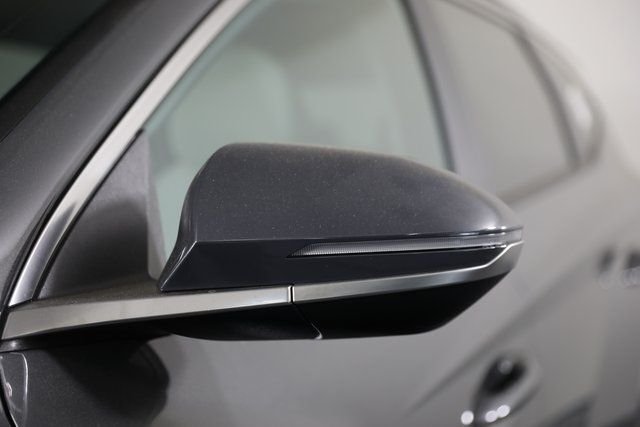 Used 2026 Gray Hyundai SEL Premium image 28