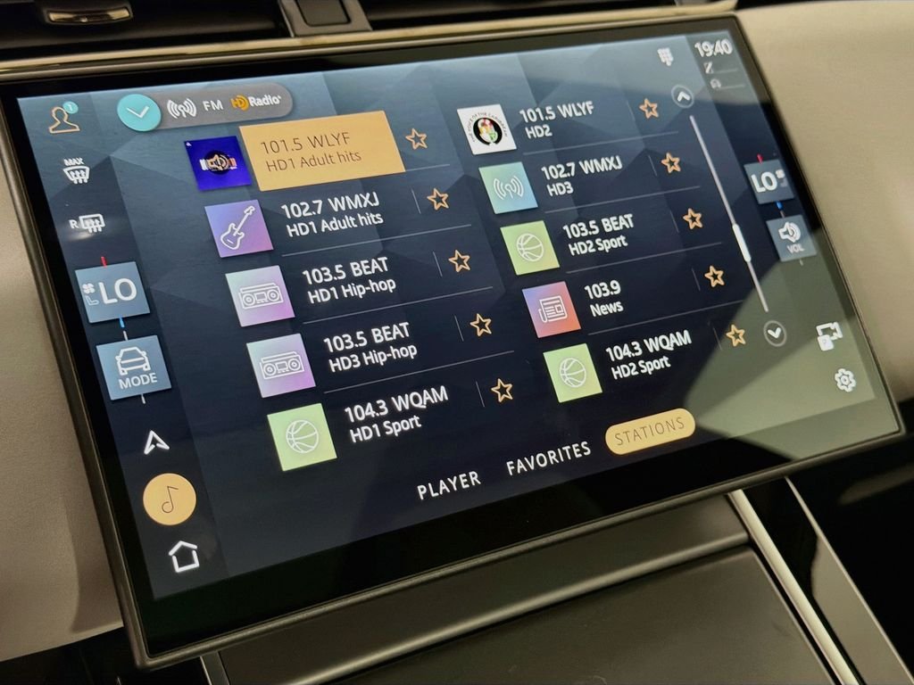 New 2026 Arroios Grey Land Rover S image 15