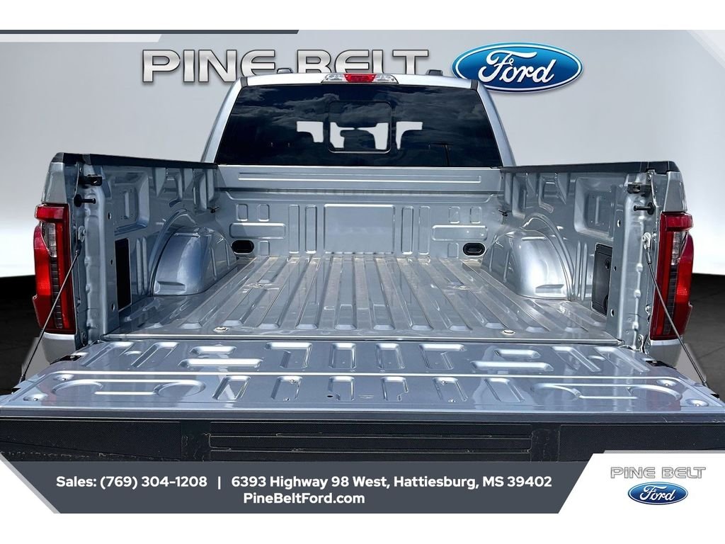 2025 Ford F-150 XLT - Photo 12