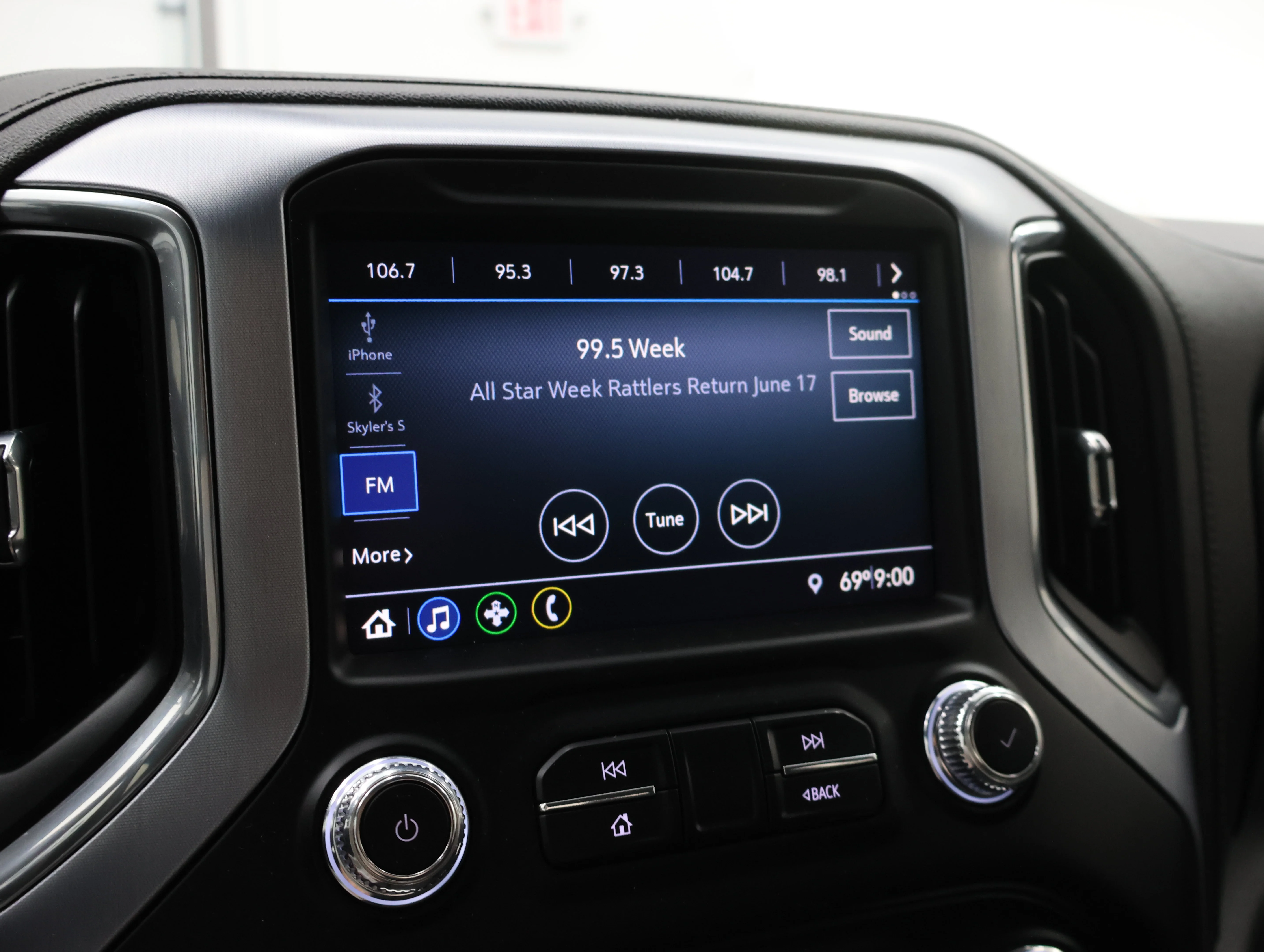 Used 2023 Pacific Blue Metallic GMC SLE image 11