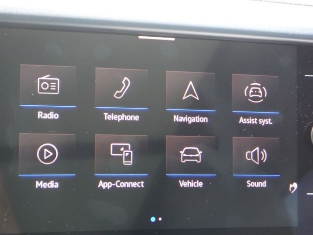 Used 2024  Volkswagen 1.5T SE image 24
