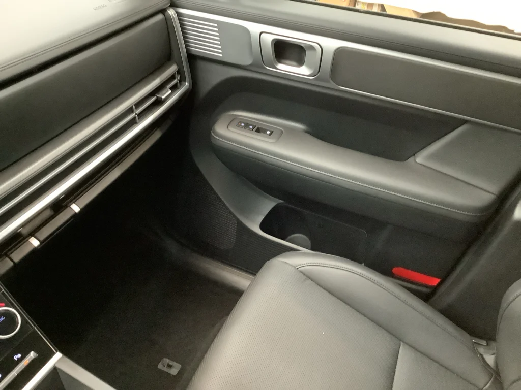 Used 2026 Atlantis Blue Hyundai SEL image 20