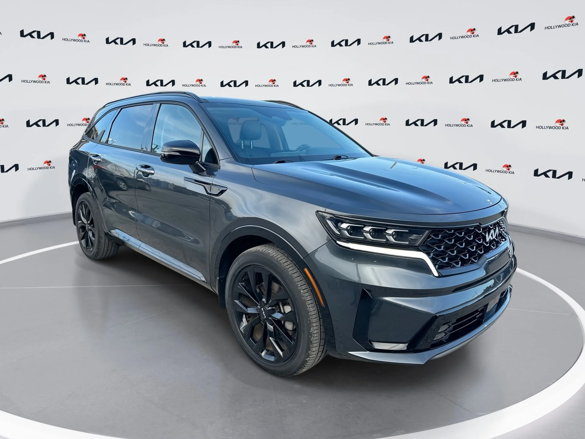 Certified Used 2023 Gravity Grey Kia SX image 1