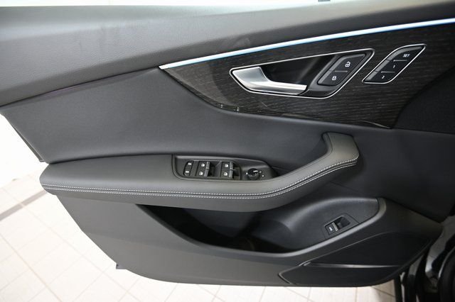 Used 2026 Black Audi 55 Premium image 23