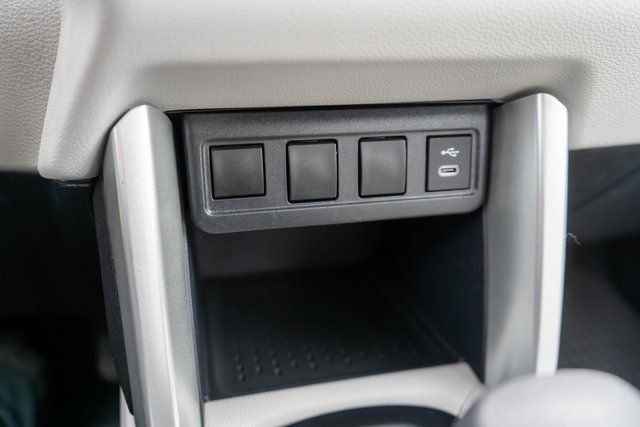 Used 2023 Beige Toyota L image 27