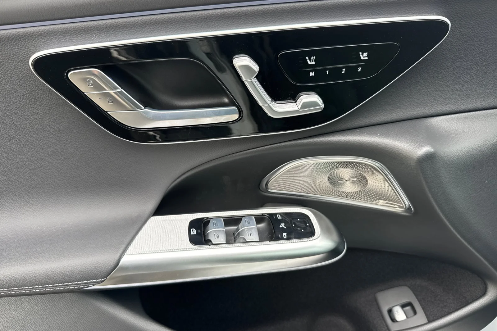 New 2027 Cirrus Silver Metallic Mercedes-Benz E 350 image 8