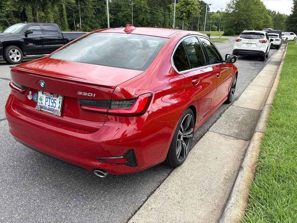 Used 2021 Melbourne Red Metallic BMW 330i image 5