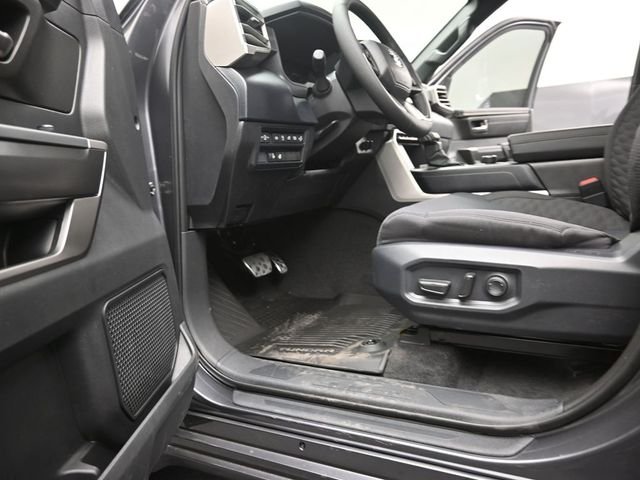 2026 Toyota Tundra SR5 - Photo 11