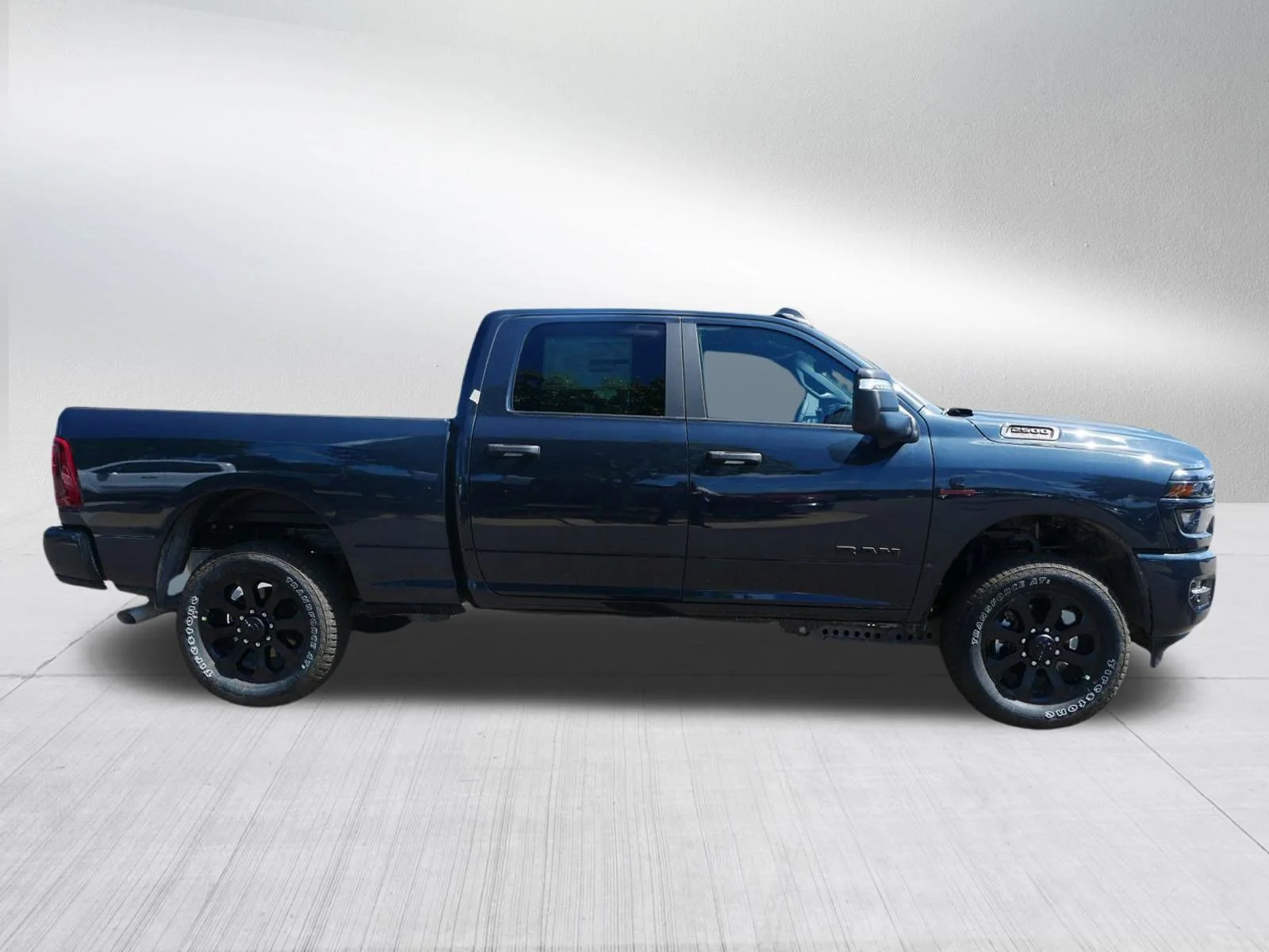 2026 RAM 2500 Big Horn - Photo 8