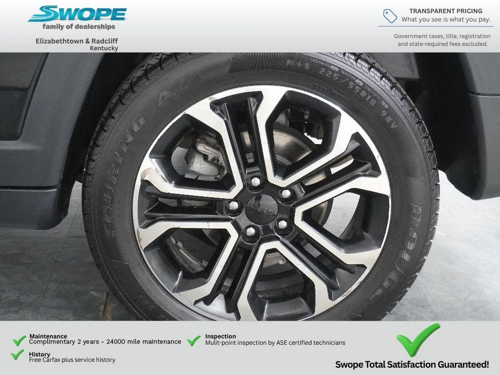 Certified Used 2023 Diamond Black Crystal Pearlcoat Jeep Limited image 27