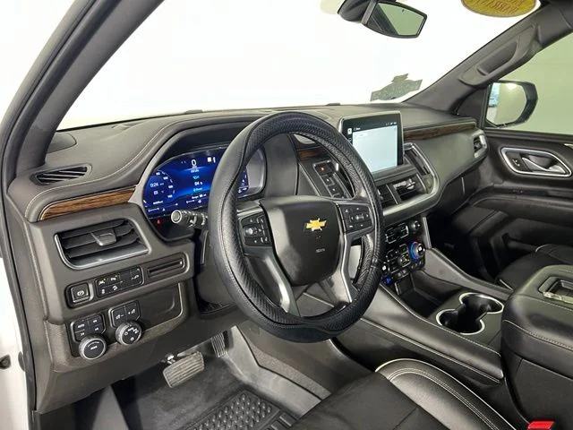 Used 2022 White Chevrolet Premier image 12