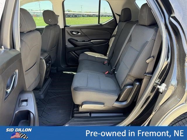 Used 2020 Mosaic Black Metallic Chevrolet LT Cloth image 8