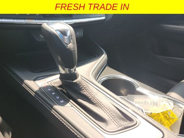 Used 2023 Silver Cadillac Luxury image 29