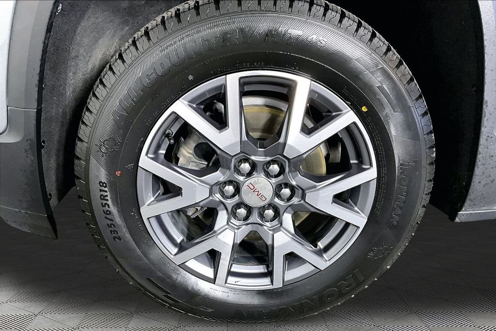 Used 2023 Silver GMC SLT image 30