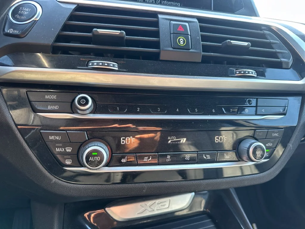 Used 2019 Silver BMW xDrive30i image 44