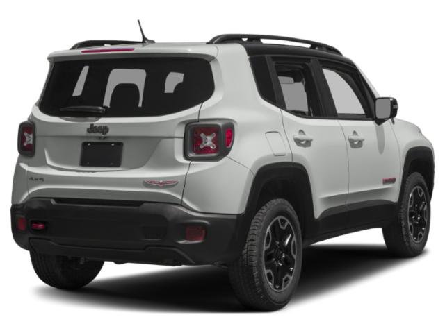 Used 2018 Alpine White Jeep Trailhawk image 5