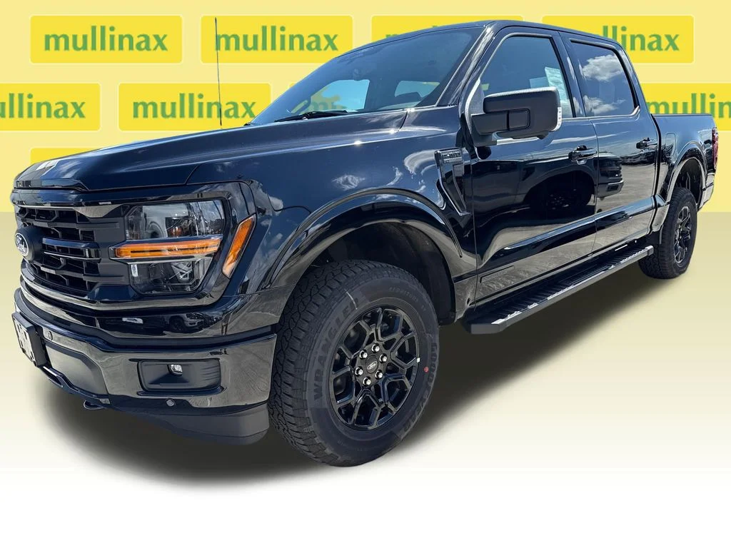 New 2026 Black Ford XLT image 17