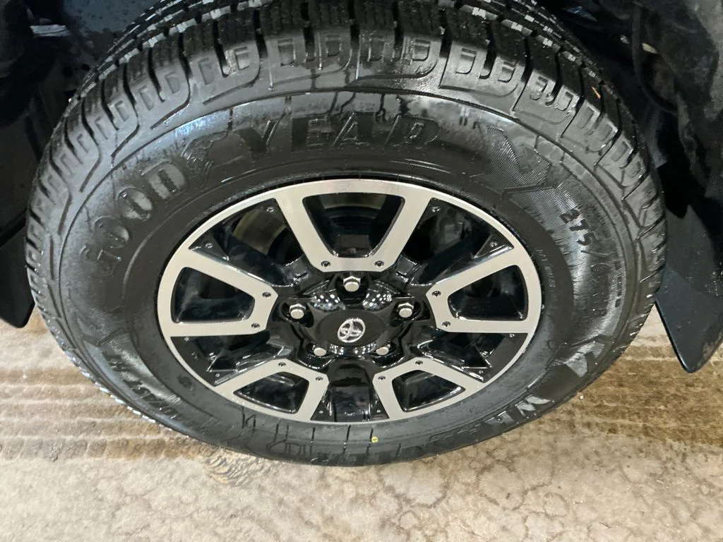 Used 2021 Black Toyota SR5 image 10