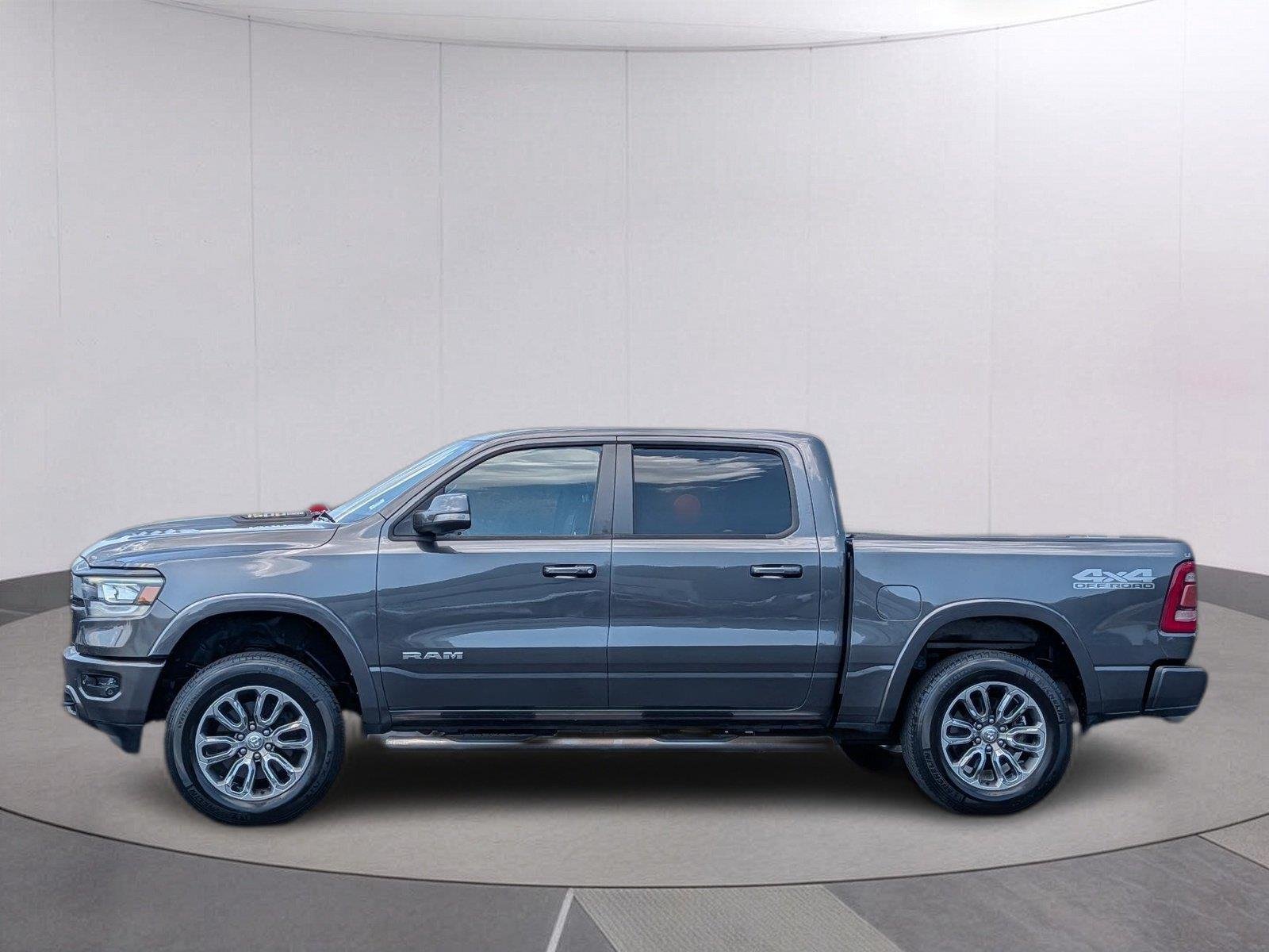 Used 2020 Granite Crystal Metallic Clearcoat Ram Laramie image 3