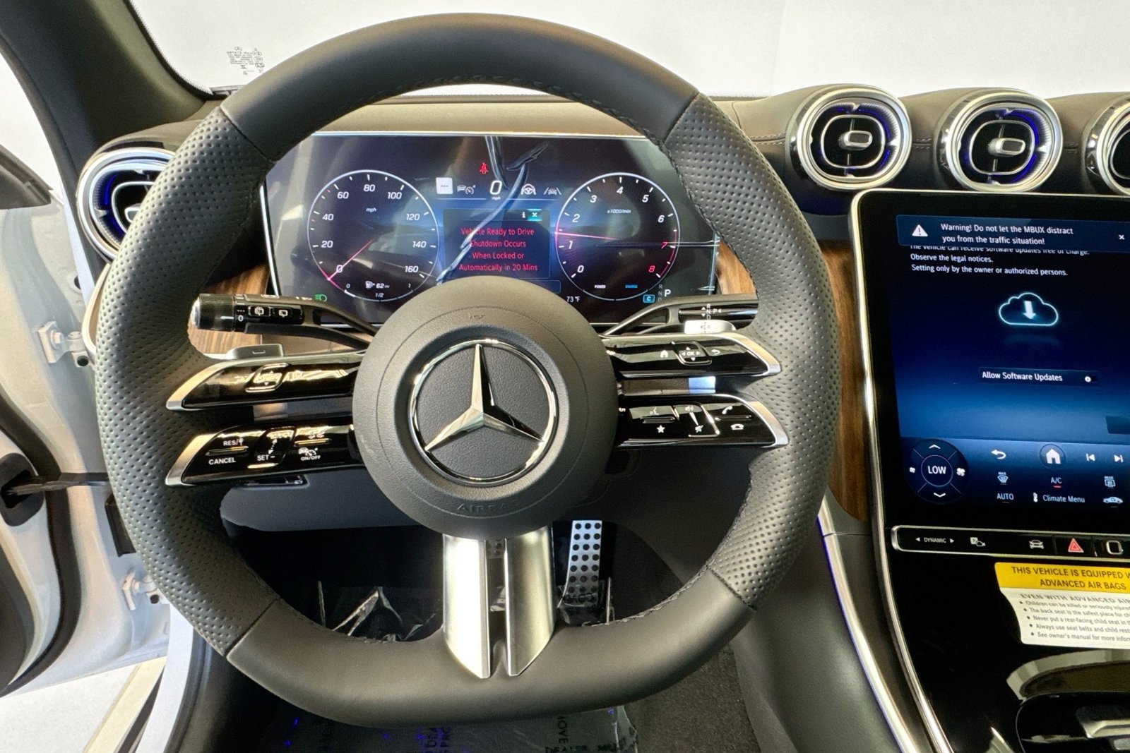 New 2026 Polar White Mercedes-Benz GLC 300 image 11