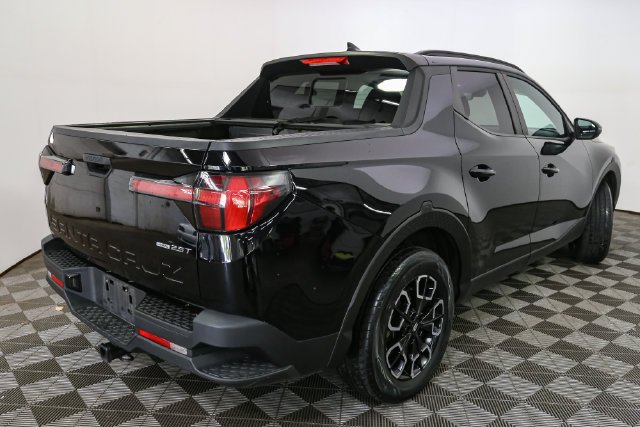 Used 2022 Black Hyundai SEL Premium image 11