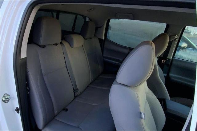 Certified Used 2017 SUPER WHITE Toyota  image 19