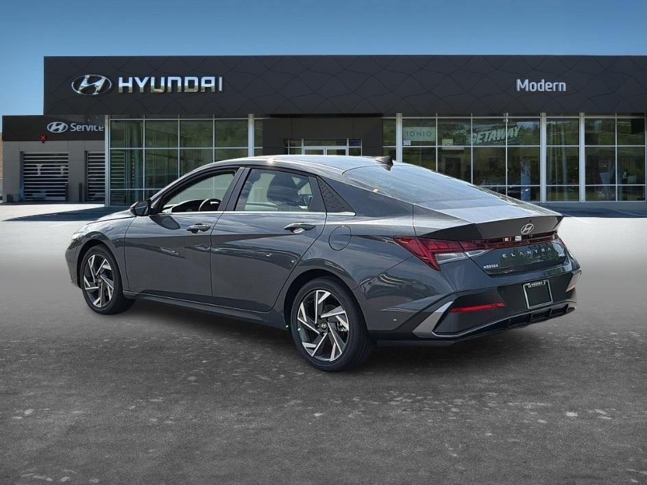 New 2026 Ecotronic Gray Hyundai Limited image 19